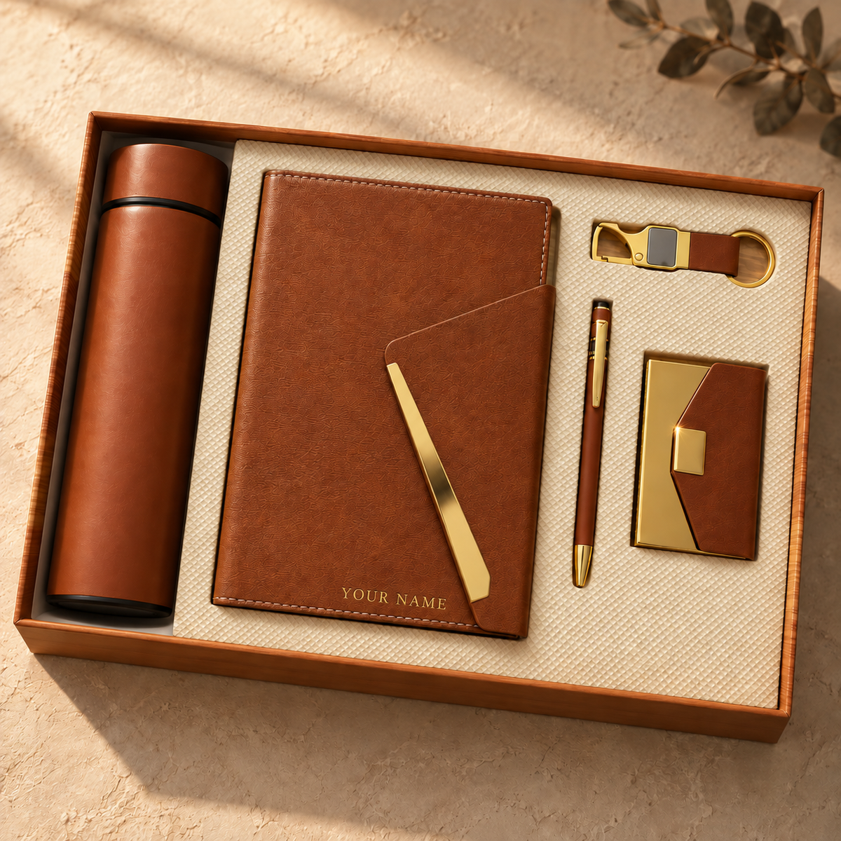 Cognac five-piece gift set with the name engraved on the diary