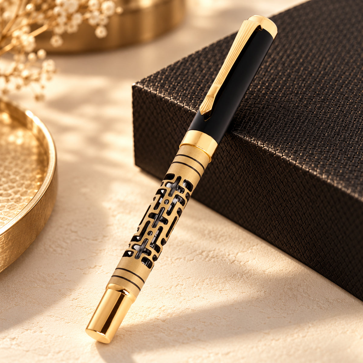 ROSHFORT Openwork Lattice Signature Roller Pen | Gold Detailing, Sculpted Metal Body