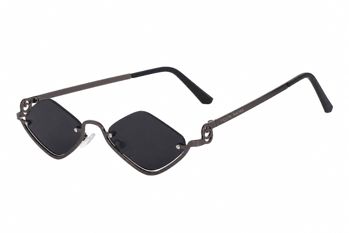 ROSHFORT Noir Facet sunglasses, three quarter view, your name engraved on the temple